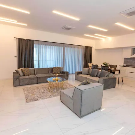 Cruise 3bed Luxury With Private Pool In Kyrenia By Holidaykeys *